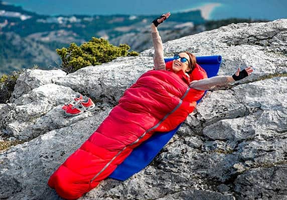 11 Best Budget Sleeping Bags Reviews | Buying Guide {2023}